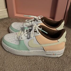 Nike Air Force 1 Low LV8 Ice Cream